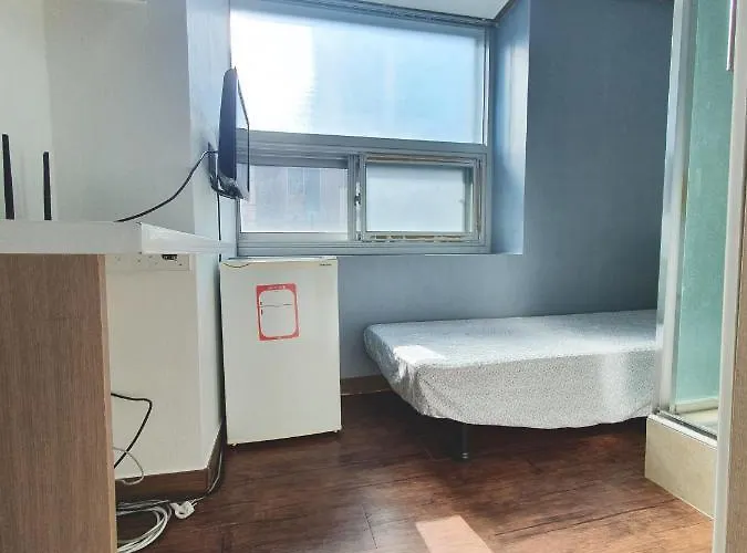 Apgujeong 招待所 首爾