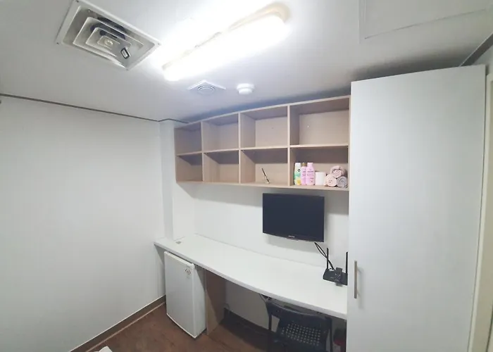 Apgujeong 招待所 *